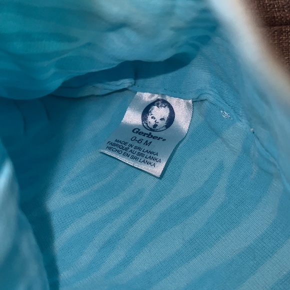 Trio bundle of Baby Bonnets - Picture 7 of 10